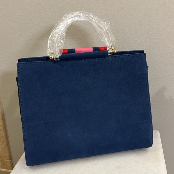 NWT Bagging Rights Hand Bag - Picture 4 of 7